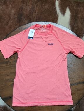Worldwide Sportsman Coral Heather Short Sleeve Fishing Tee